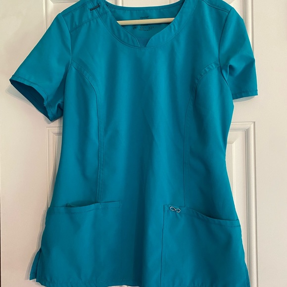 Cherokee Infinity Turquoise Scrub Top size Small - Picture 1 of 3